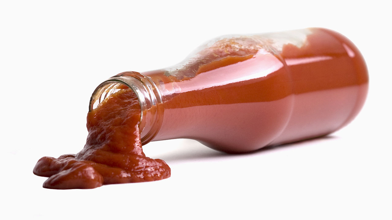 MIT’s Freaky Non-Stick Coating Keeps Ketchup Flowing